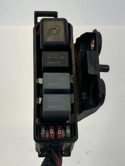 1998-2002 Toyota Corolla 1.8L Engine Small Fuse Relay Box Fusebox Compartment