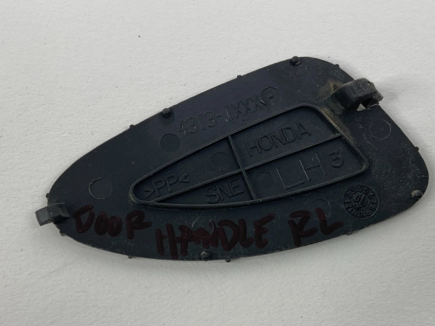 06-11 HONDA CIVIC REAR LEFT SIDE INNER DOOR HANDLE CAP SCREW COVER TRIM 43131XXX