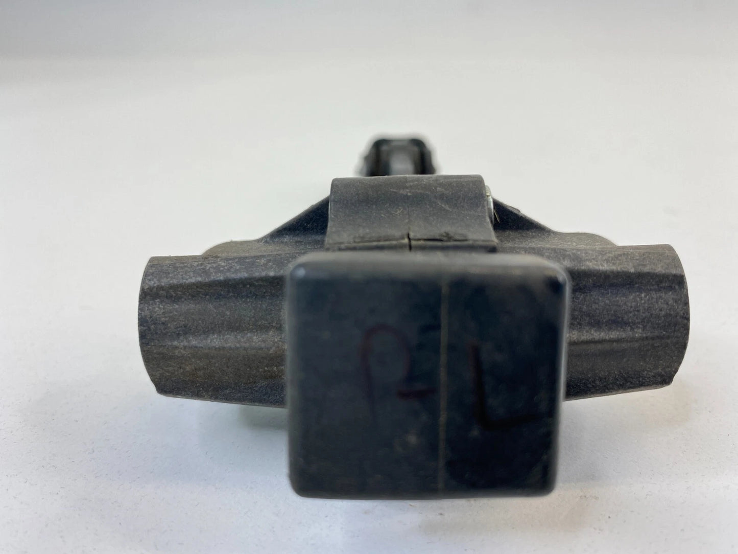 2006-2011 FORD FOCUS SEDAN REAR LEFT DRIVER SIDE DOOR LOCK CHECK STOP STOPPER
