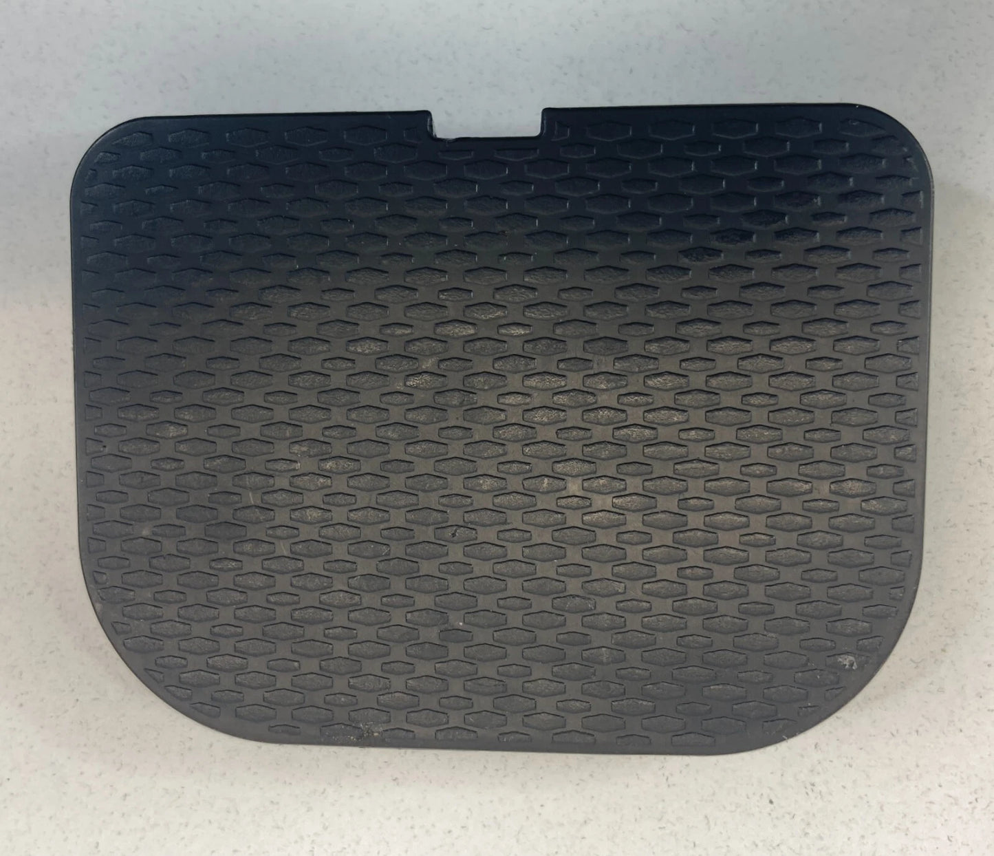 07-13 MITSUBISHI OUTLANDER REAR QUARTER PANEL PLUG CAP COVER TRIM 7230A168ZZ