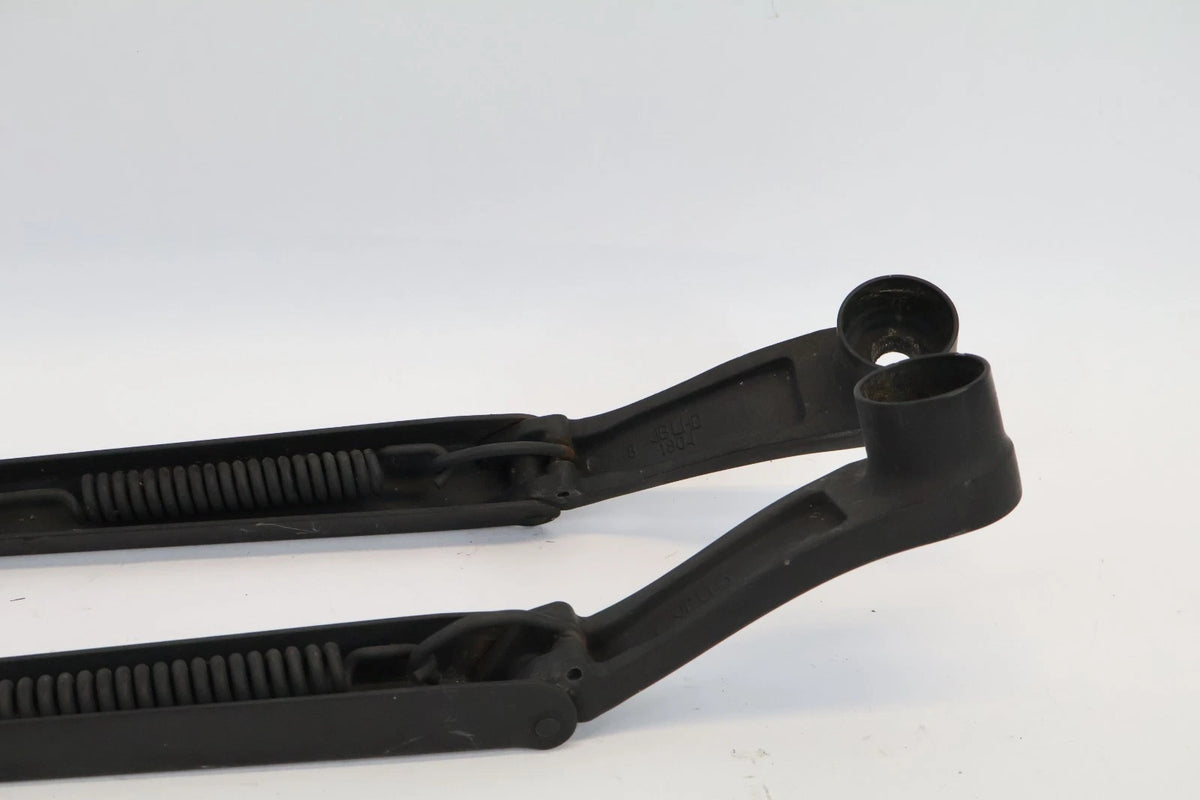 2006-2011 HYUNDAI ACCENT SEDAN FRONT WINDSHIELD WIPER ARMS PAIR SET RH & LH OEM