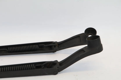 2006-2011 HYUNDAI ACCENT SEDAN FRONT WINDSHIELD WIPER ARMS PAIR SET RH & LH OEM