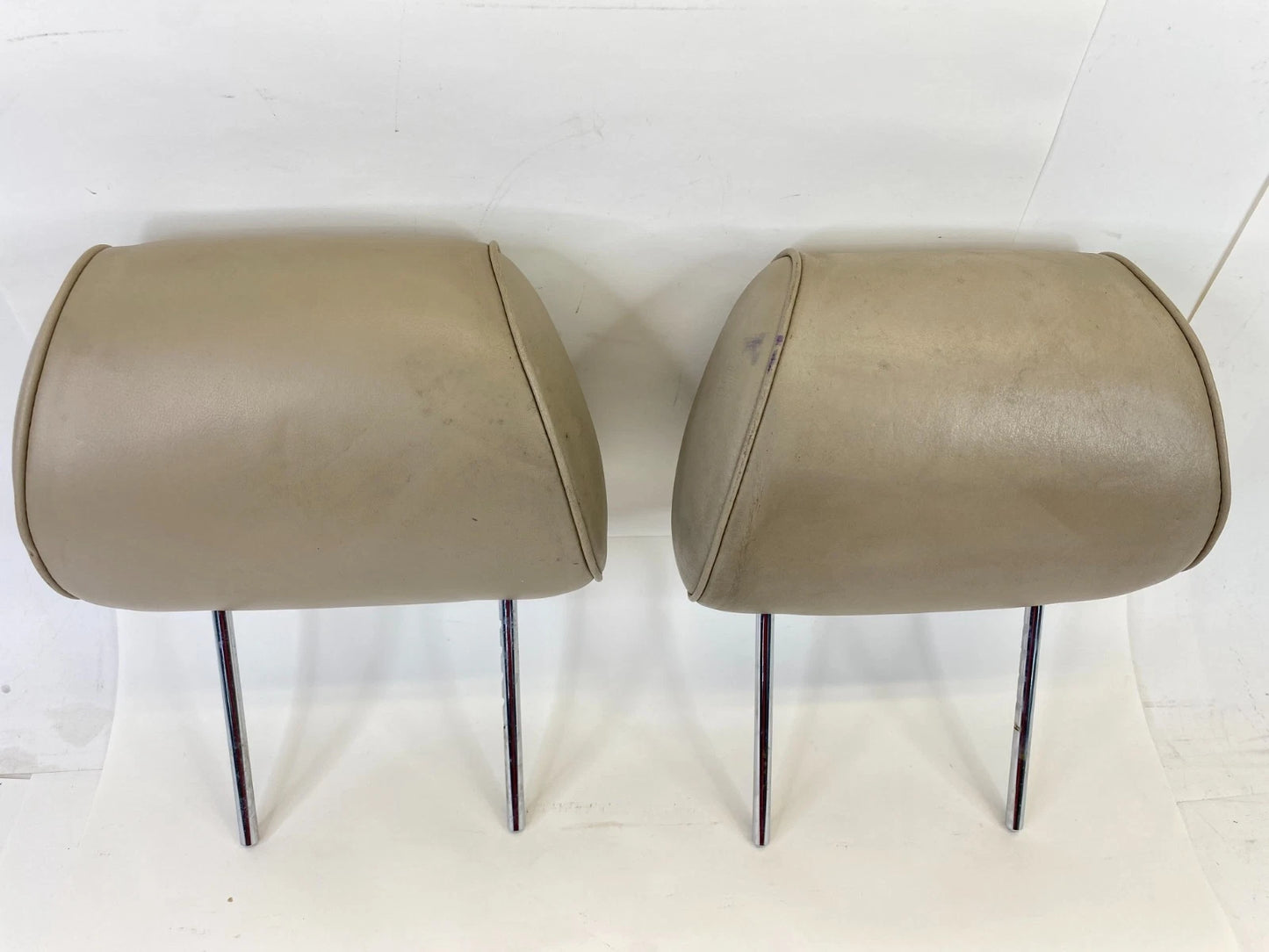 2001 2002 LEXUS GS300 GS430 FRONT SEAT HEADREST HEAD REST LEFT & RIGHT PAIR SET