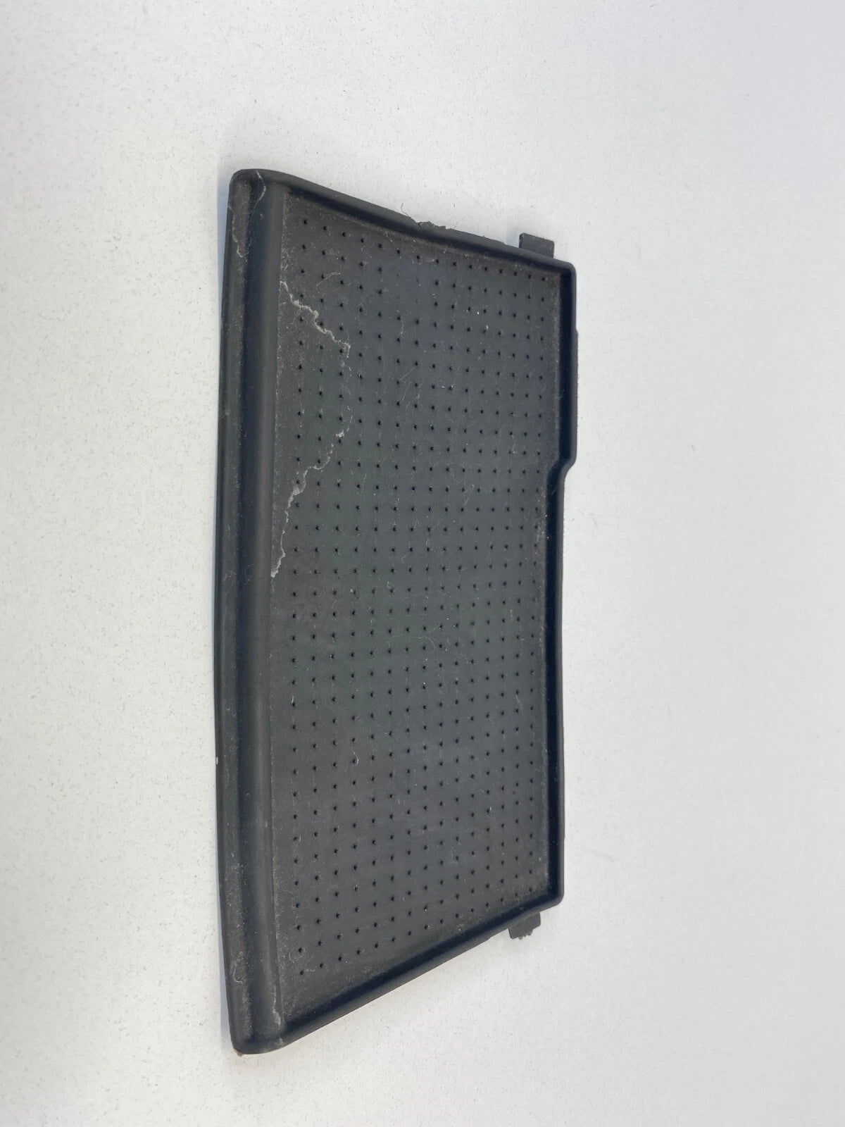 2006-2009 PONTIAC TORRENT FRONT DASH LOWER STORAGE COMPARTMENT RUBBER MAT OEM