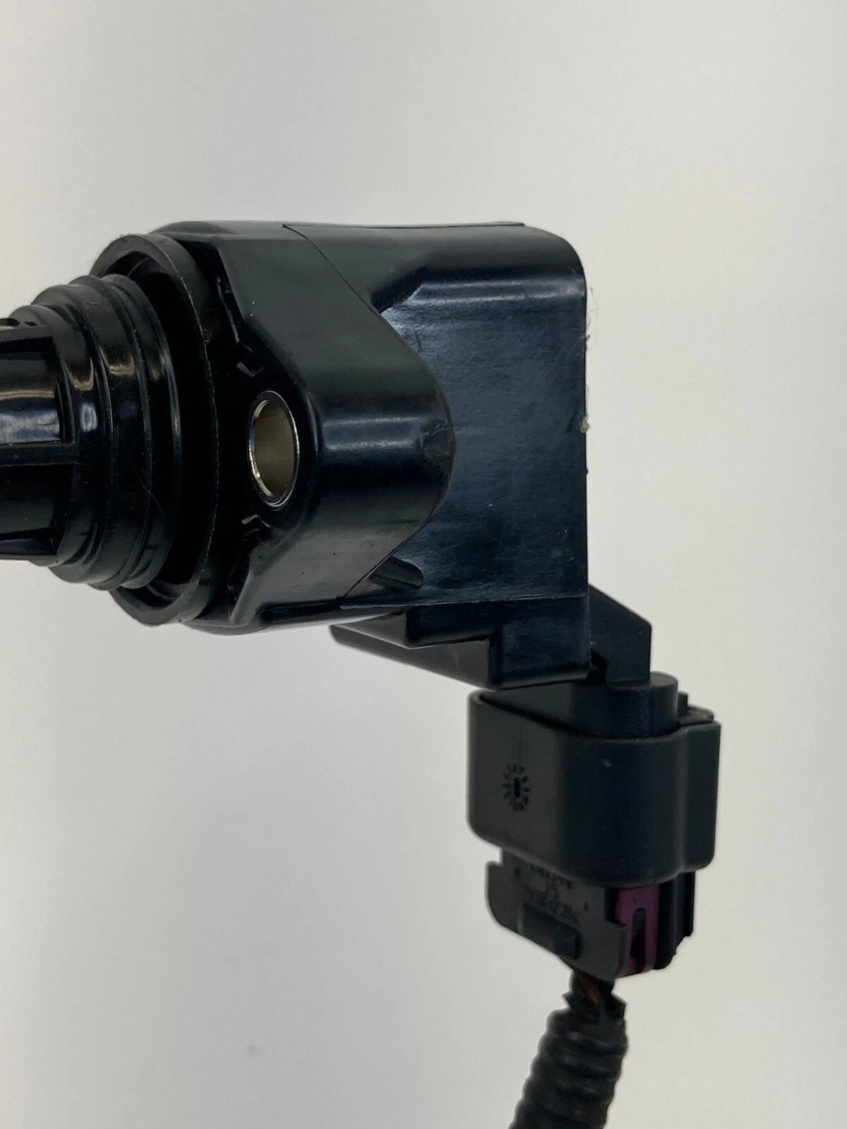 2012-2015 CHEVROLET CAPTIVA SPORT 2.4L IGNITION COIL ASSEMBLY 23094B2 OEM