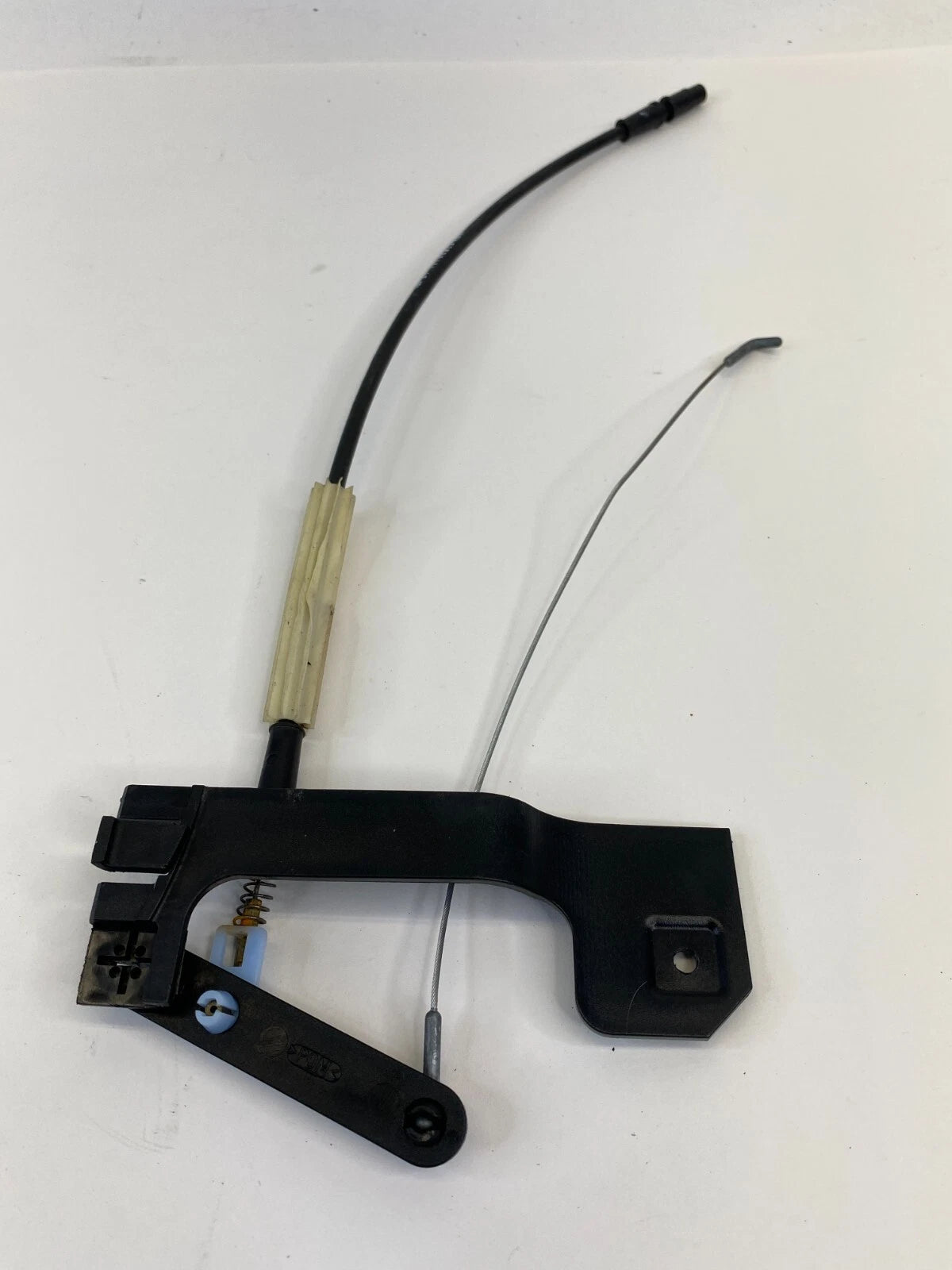 2003-2011 SAAB 9-3 SEDAN REAR TRUNK DECK LID RELEASE EMERGENCY CABLE 12797351