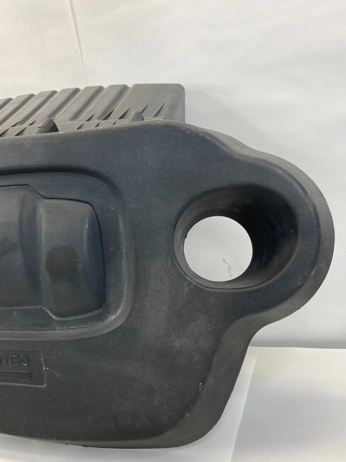 2006-2011 CHEVROLET HHR AIR CLEANER INTAKE FILTER BOX UPPER COVER OEM 15865791