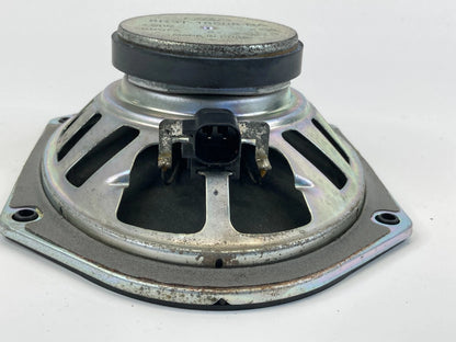 2009-2011 FORD FOCUS REAR LEFT SIDE BACK DOOR SPEAKER AUDIO 8R3T-18808-BA OEM