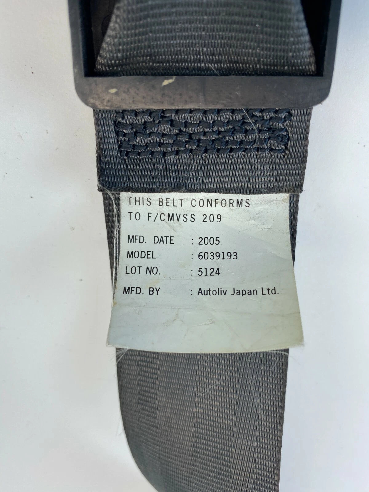 2004 2005 2006 KIA AMANTI RIGHT PASSENGER SIDE SEAT BELT RETRACTOR ASSEMBLY OEM