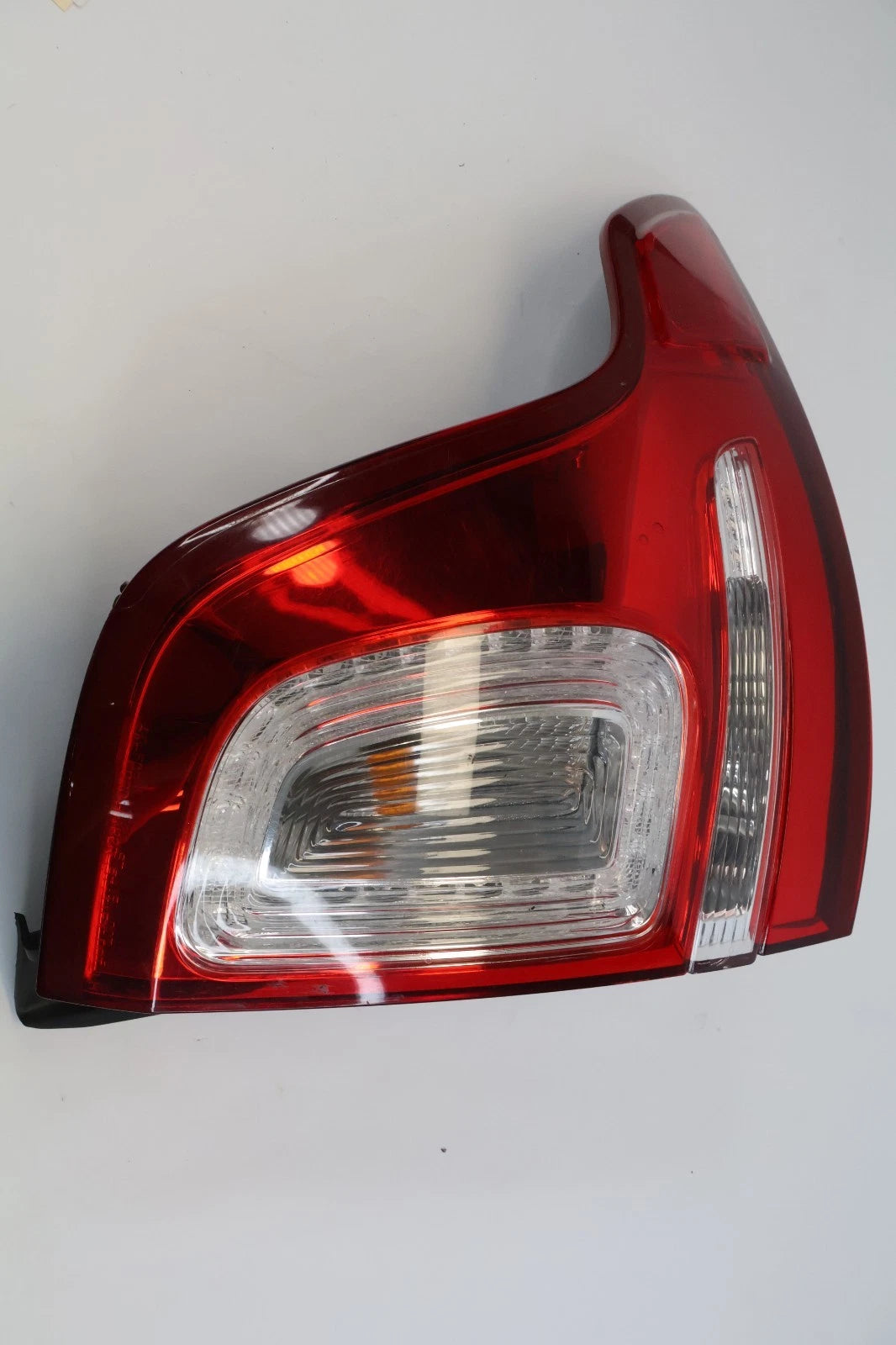 2011-2015 FORD EXPLORER REAR LEFT SIDE LED TAIL LIGHT LAMP ASSEMBLY OEM FACTORY