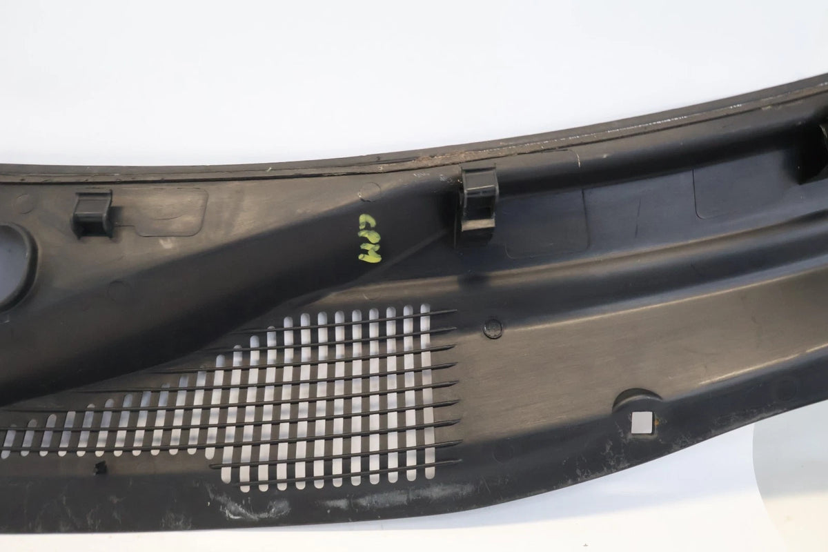 2007-2017 JEEP COMPASS FRONT WINDSHIELD WIPER COWL TOP PANEL 05303964AF OEM