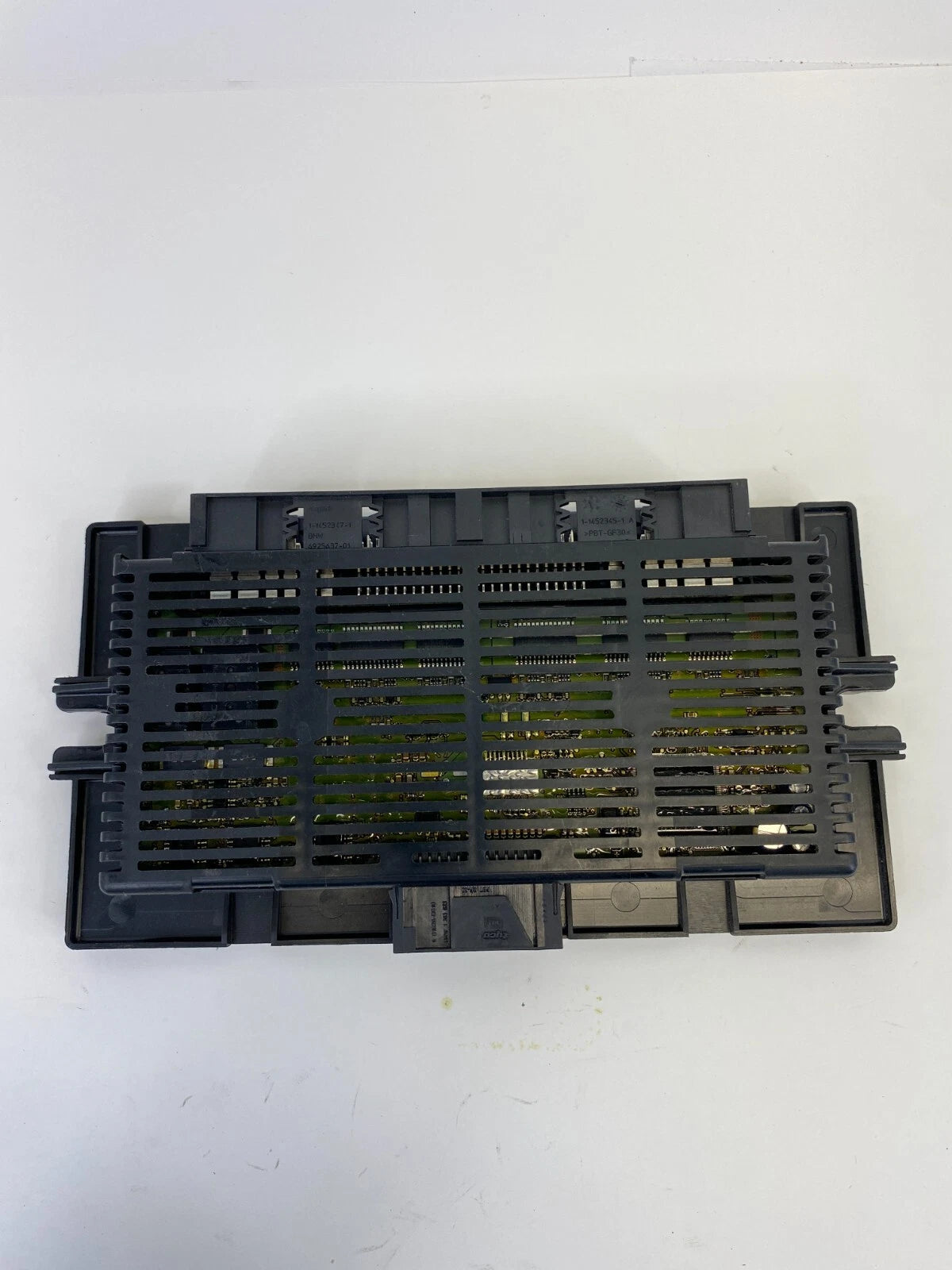 2006 06 BMW 330XI FOOTWELL LIGHT COMPUTER CONTROL MODULE 6135-6977725 OEM