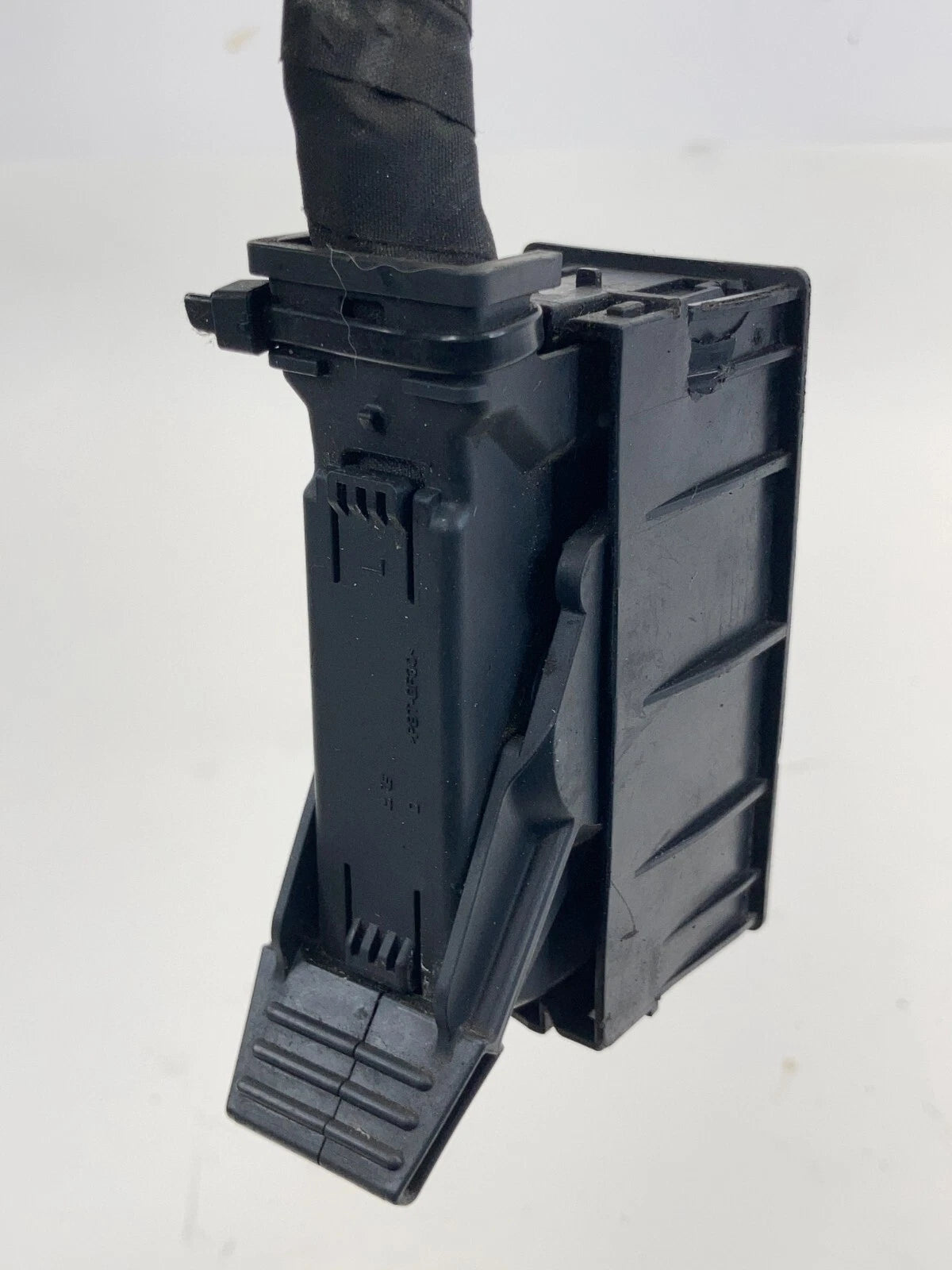 11-13 Hyundai Elantra 1.8L FWD ABS Anti Lock Brake Pump Plug Connector Pigtail