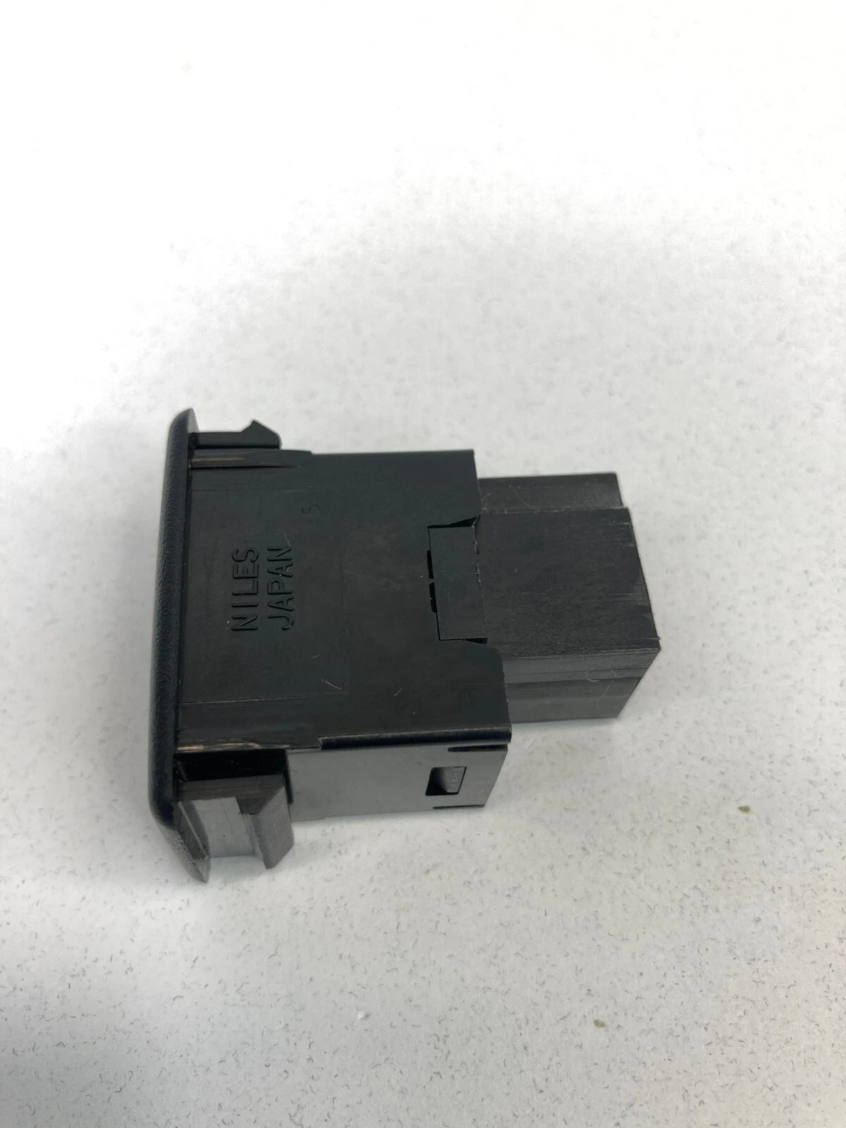1998 1999 2000 2001 NISSAN ALTIMA SECURITY CONTROL SWITCH BUTTON OEM
