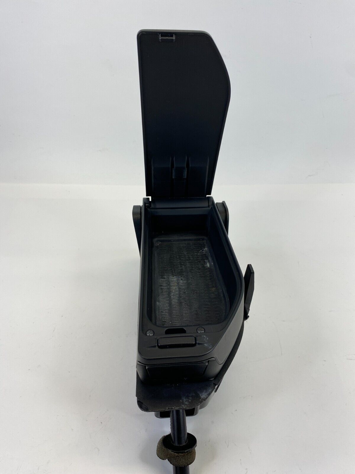 2004-2007 BMW 530i 525i Center Console Armrest Storage Tray 51167112283 OEM