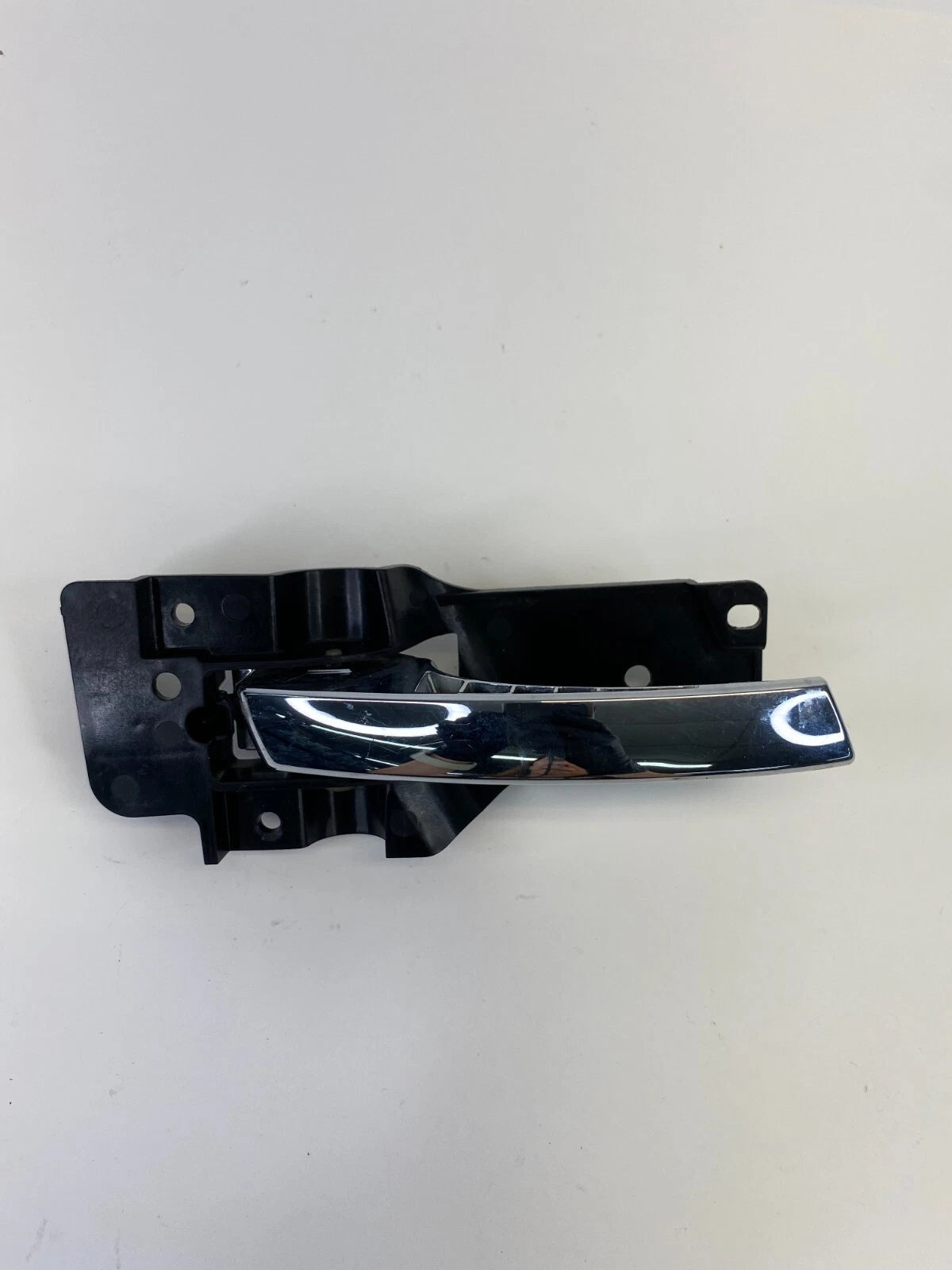 11-16 CHRYSLER TOWN & COUNTRY FRONT RIGHT INTERIOR DOOR HANDLE 68066552AA OEM