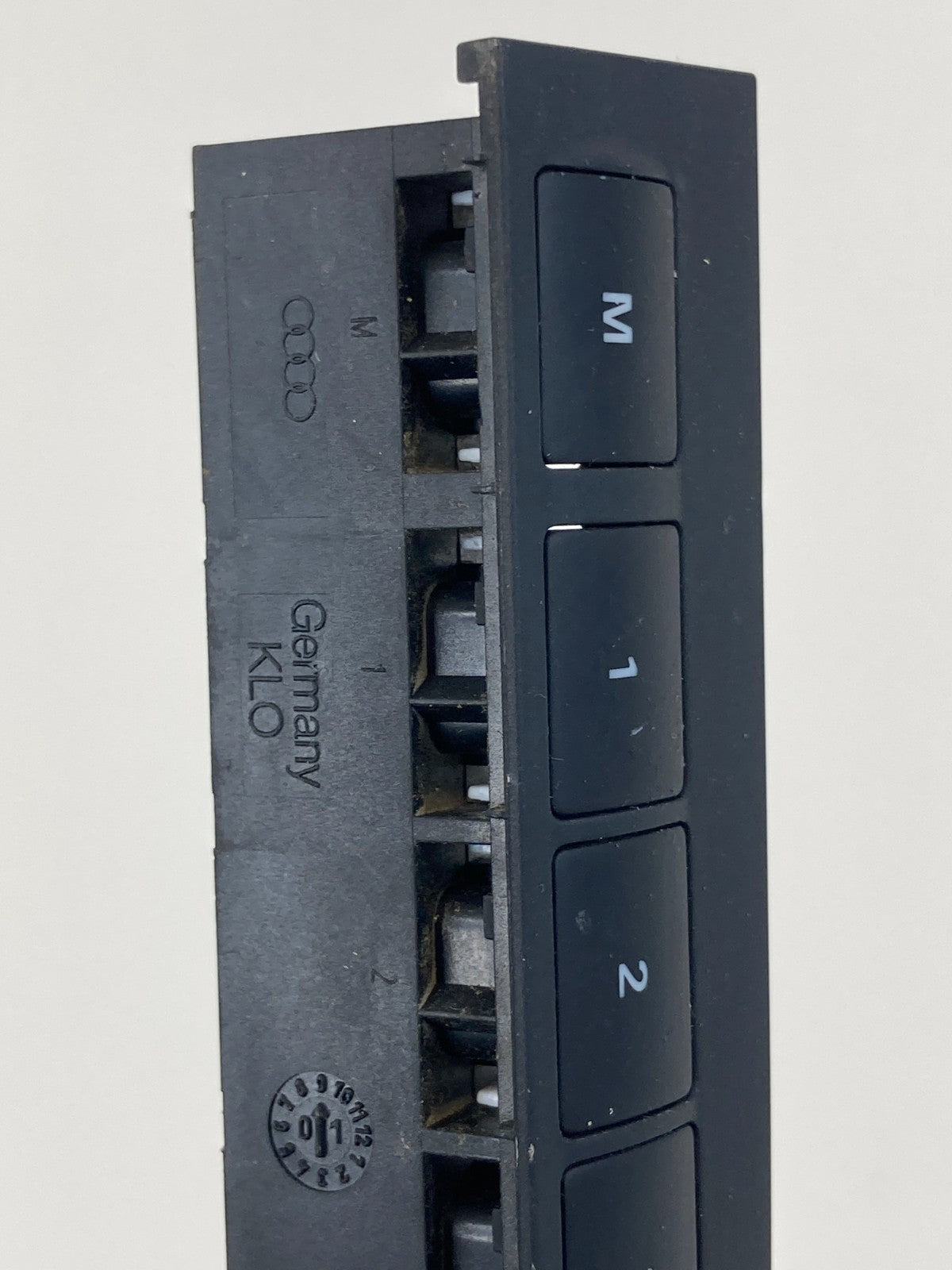 1998-2004 Audi A6 A6 Quattro Front Left Seat Memory Switch Button Panel OEM