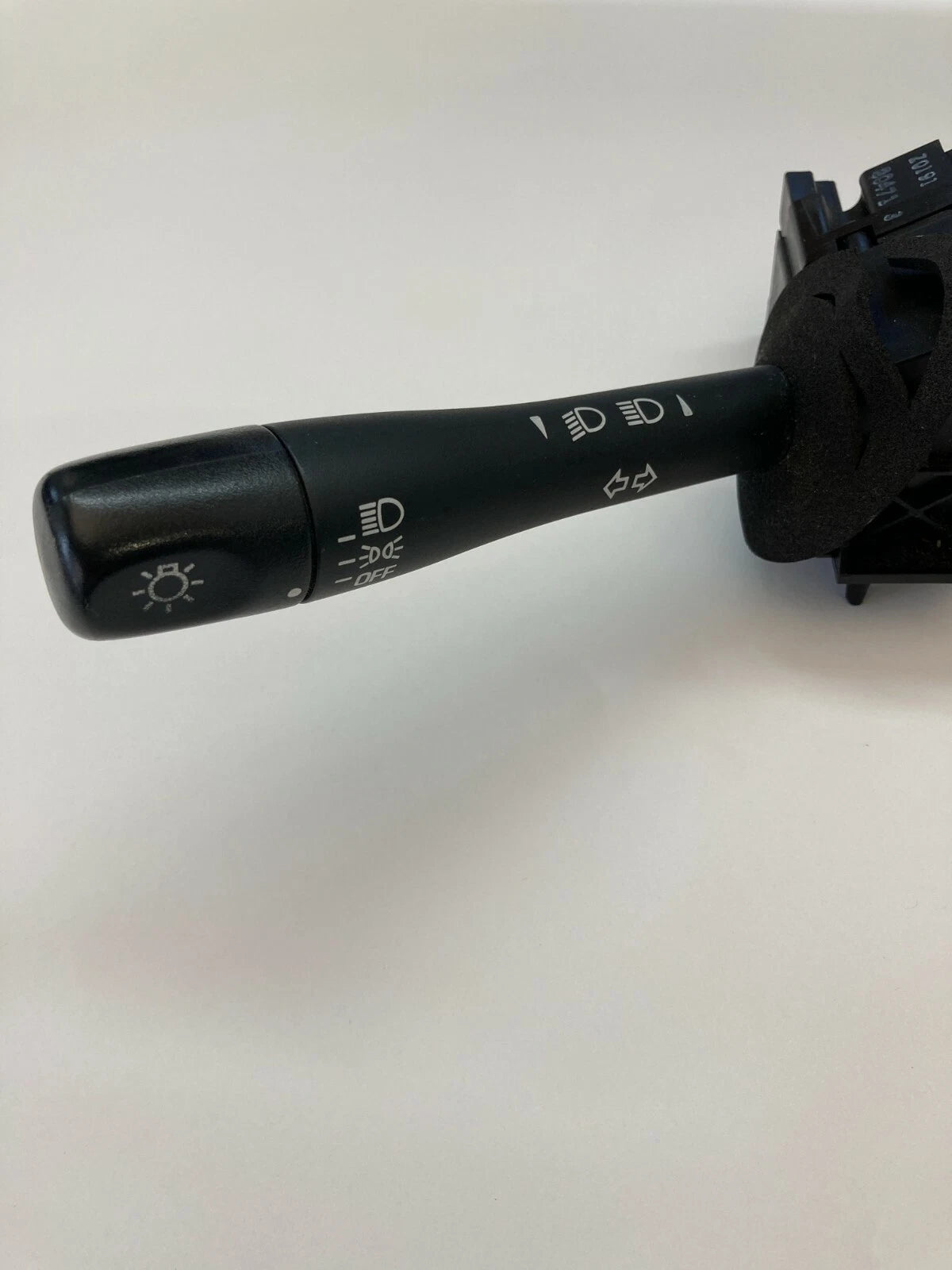 97-03 CHEVROLET MALIBU STEERING COLUMN COMBO TURN SIGNAL & WIPER SWITCH 22602262
