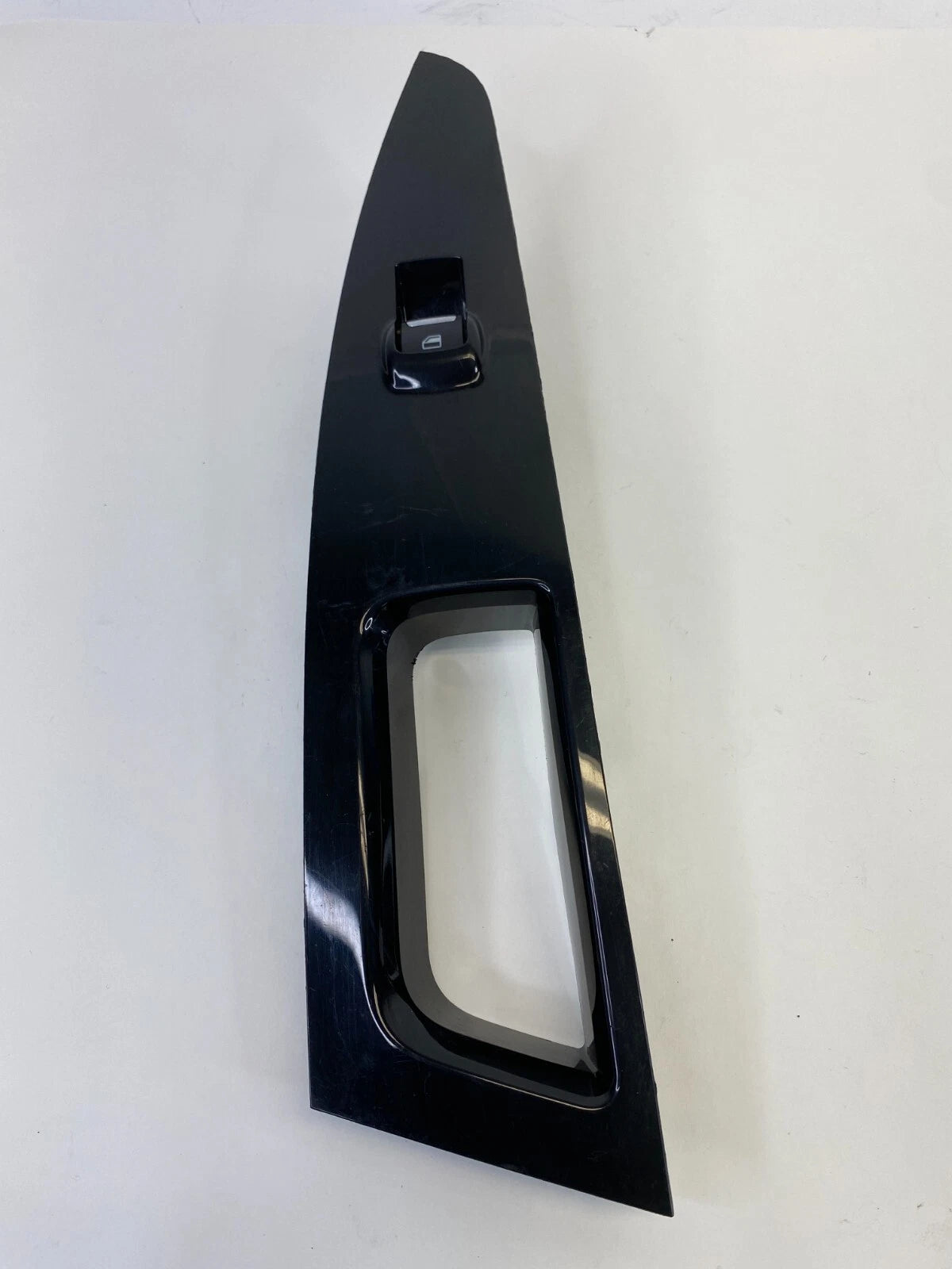 2013-2020 FORD FUSION FRONT LEFT DOOR WINDOW SWITCH WITH BEZEL OEM DS73-14A568-B