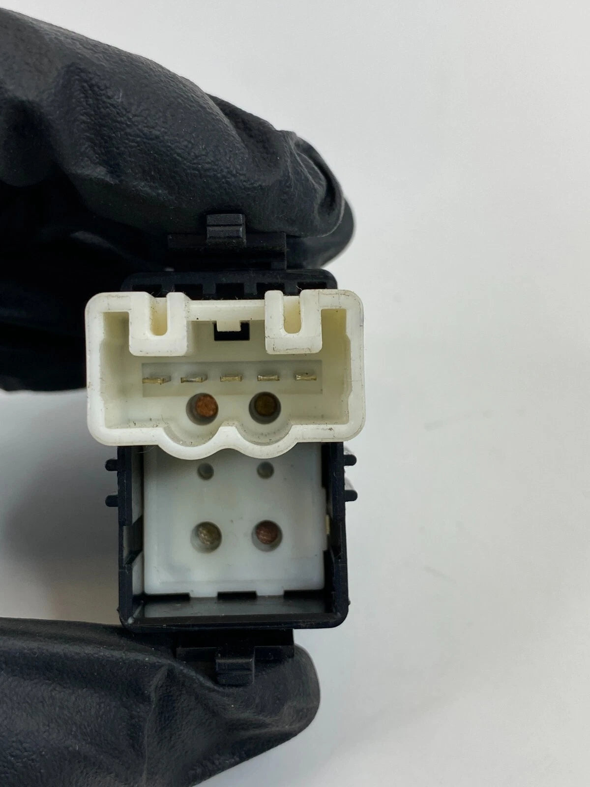 2002-2006 TOYOTA CAMRY 04-09 PRIUS REAR LEFT SIDE DOOR POWER WINDOW SWITCH