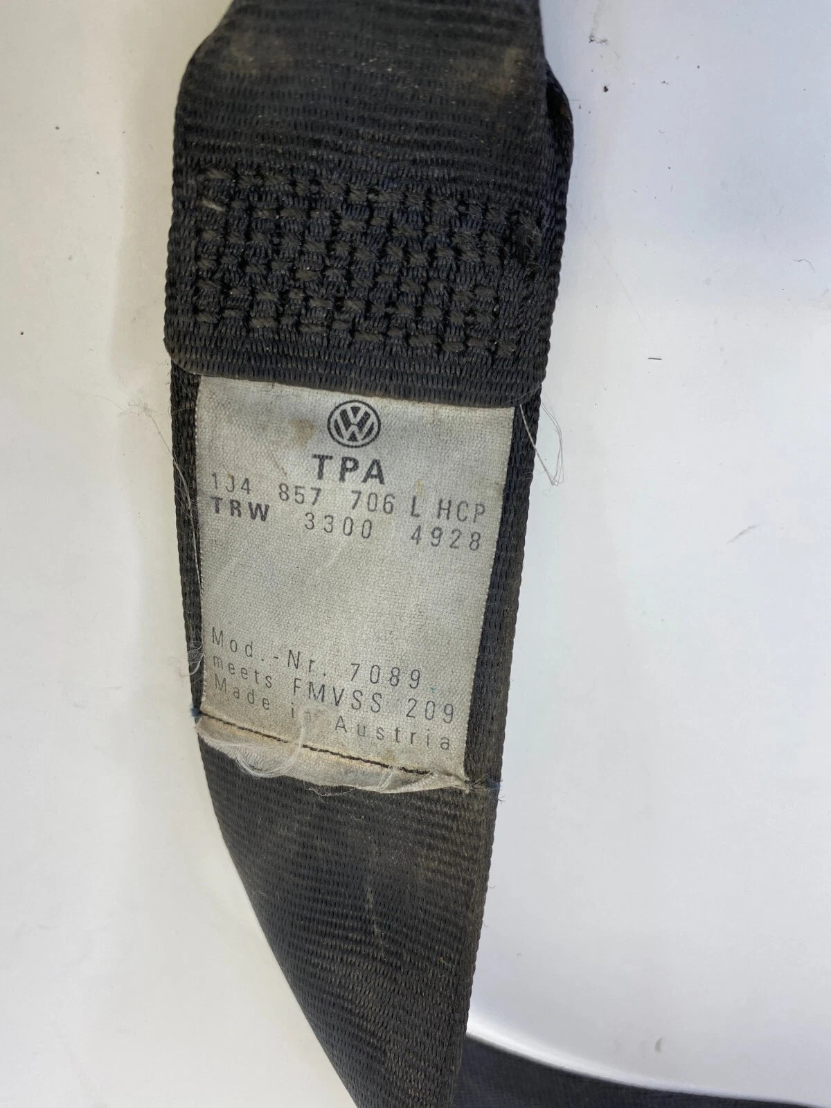 1999-2005 VOLKSWAGEN JETTA GOLF FR RIGHT SIDE SEAT BELT RETRACTOR 1J4-857706 OEM