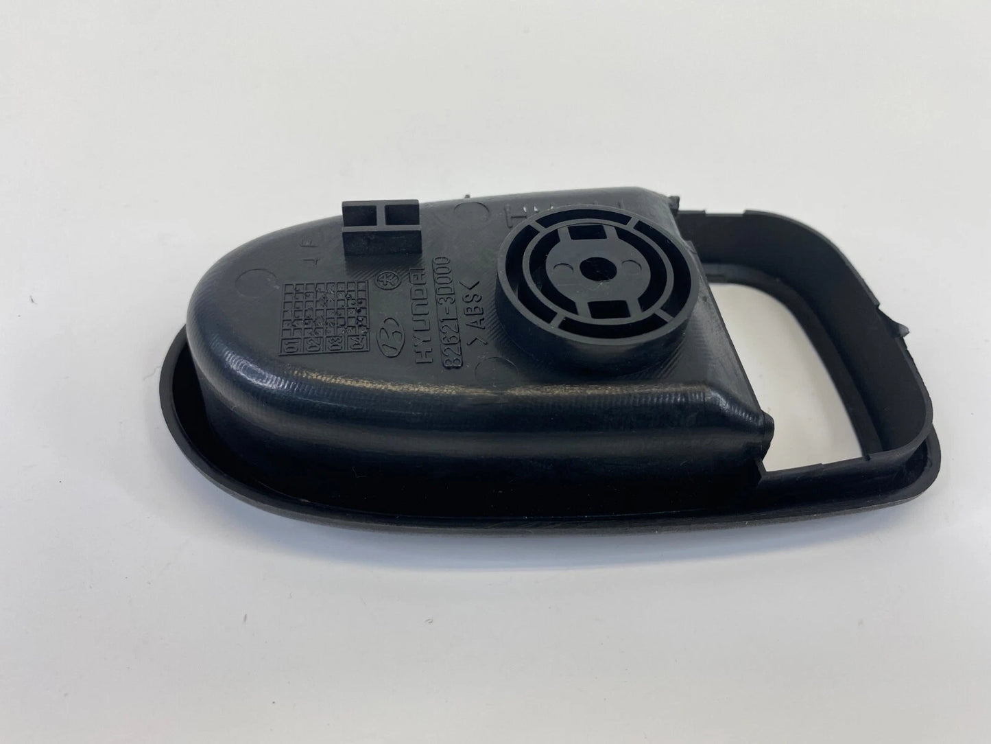 2002-2005 HYUNDAI SONATA FRONT RIGHT INTERIOR DOOR HANDLE BEZEL COVER TRIM