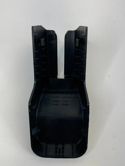 2003-2007 NISSAN MURANO SEAT RIGHT SIDE RAIL TRACK END COVER TRIM 87509-CA000