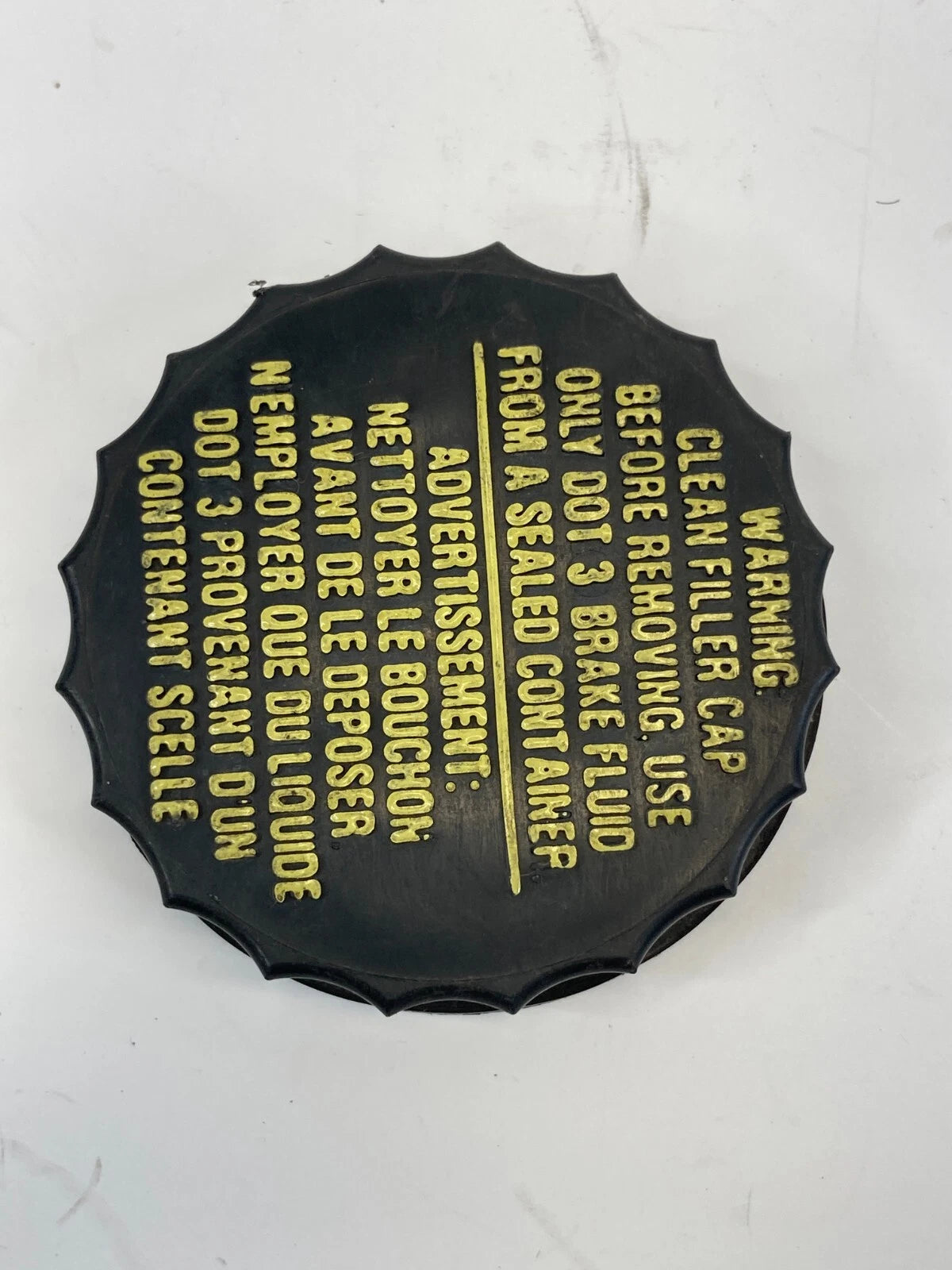 01-12 FORD ESCAPE 02-12 EXPLORER MASTER BRAKE CYLINDER FLUID RESERVOIR CAP COVER