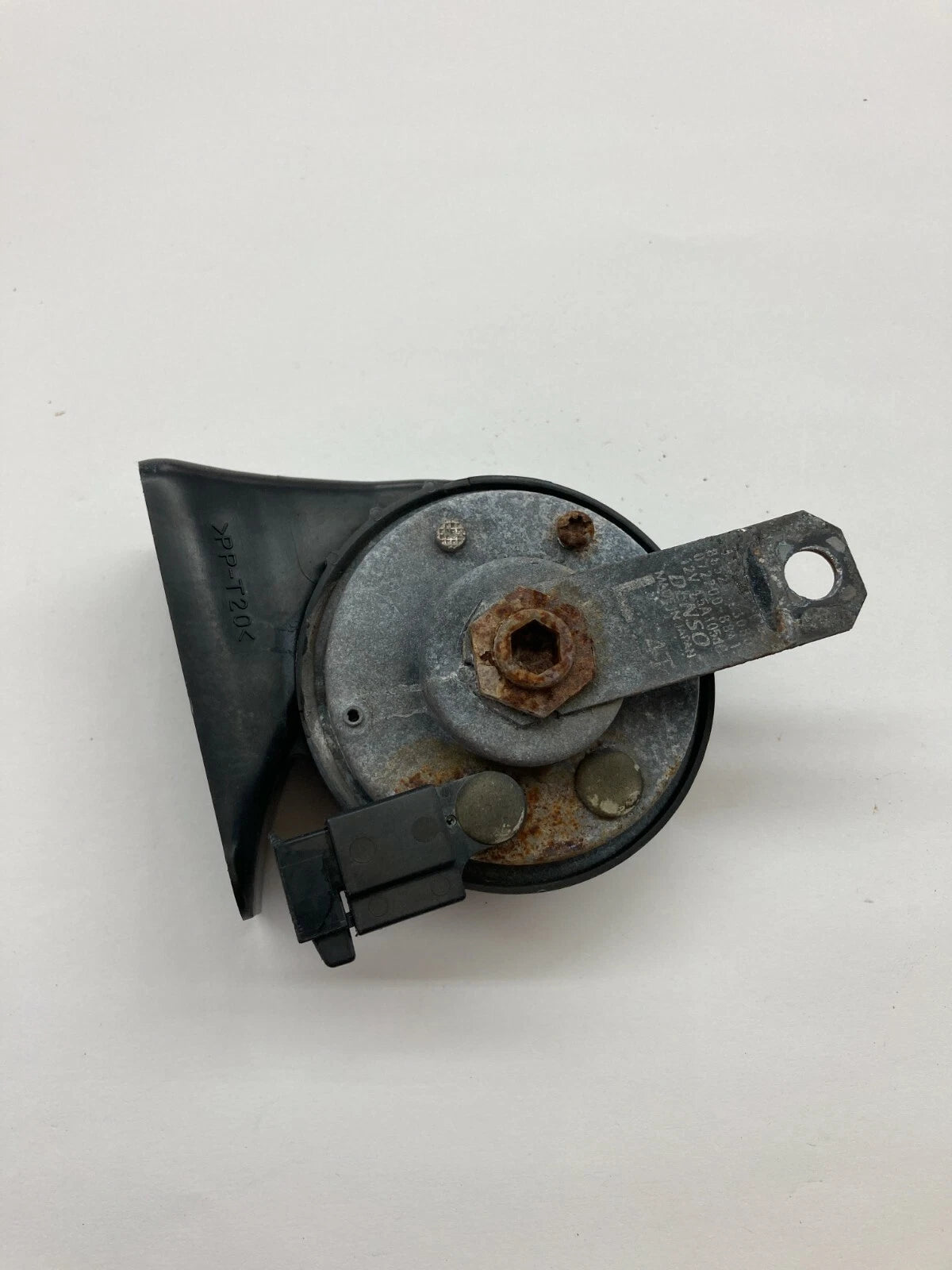 1997 1998 1999 2000 2001 LEXUS ES300 LOW NOTE SIGNAL PITCH HORN 86520-33080 OEM