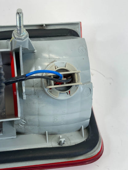 10-13 FORD TRANSIT CONNECT REAR RIGHT SIDE TAILLIGHT TAIL LAMP 9T16-13404-BC OEM