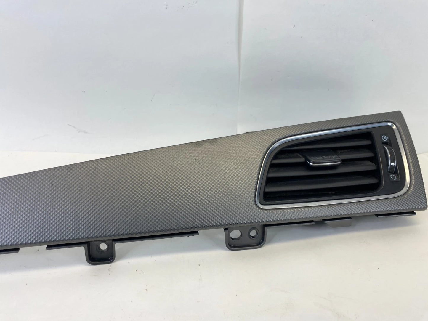 2015-2017 HYUNDAI SONATA DASH RIGHT SIDE PANEL AC VENT GRILLE OEM 84795-C2000