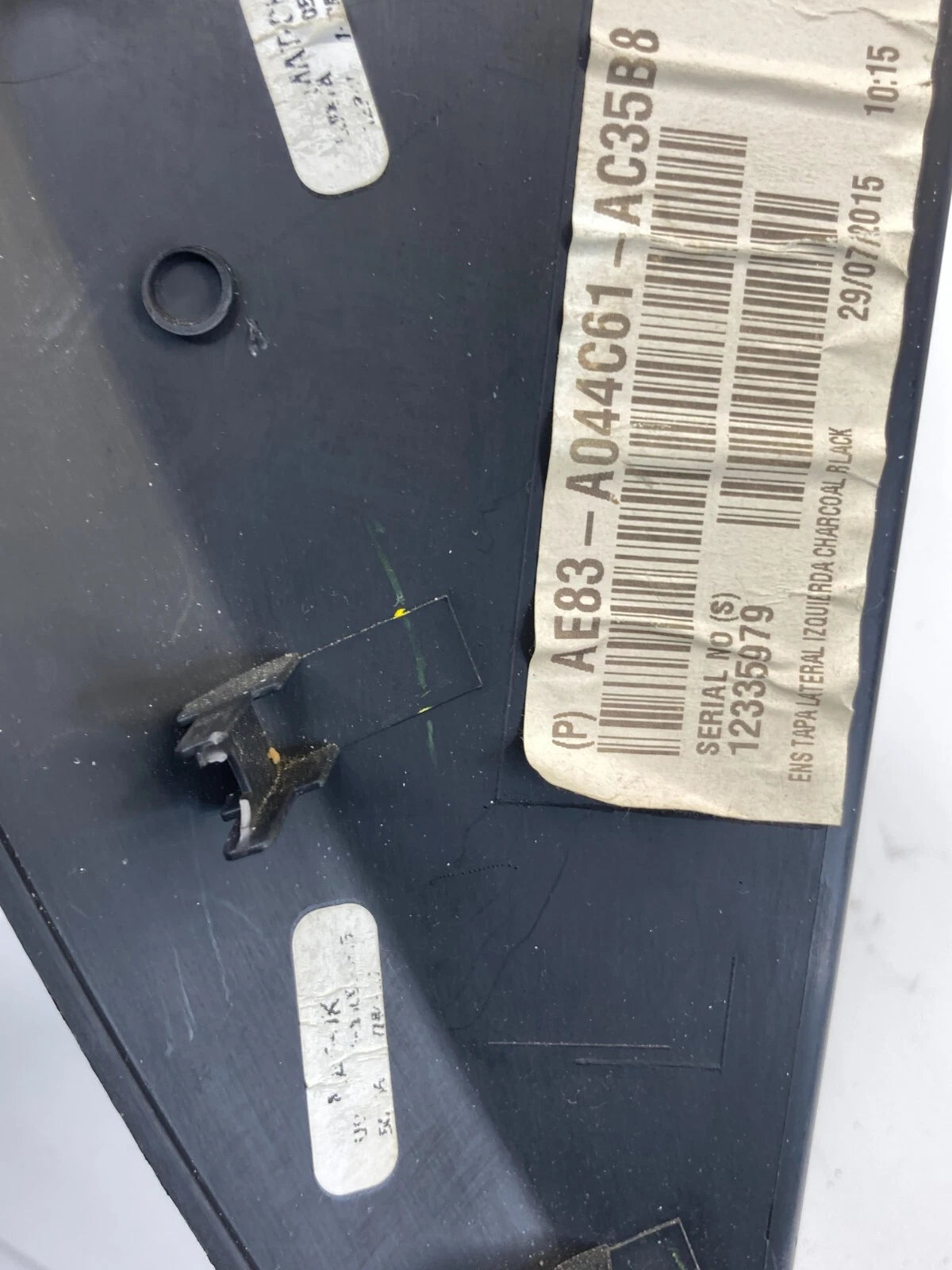 11-19 FORD FIESTA FRONT LEFT SIDE CAP END PANEL COVER BEZEL AE83-A044C61-A OEM