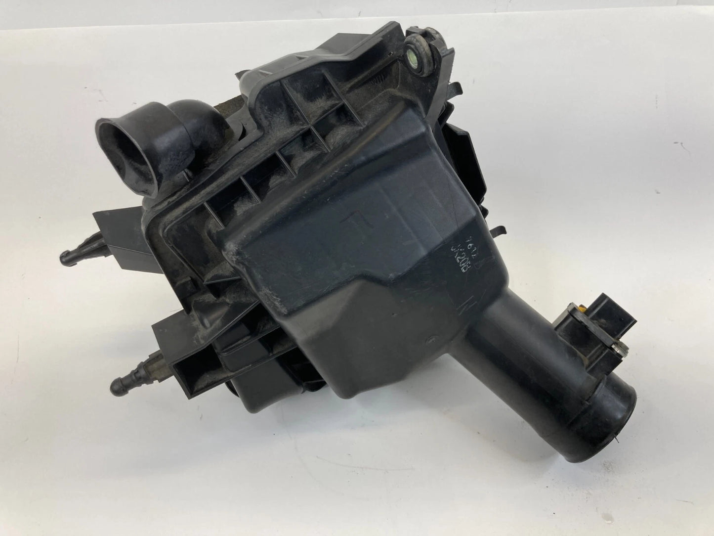 2007 2008 INFINITI G35 3.5L V6 LEFT AIR CLEANER FILTER HOUSING ASSEMBLY BOX OEM