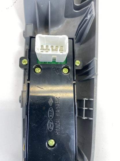 2009 2010 2011 KIA BORREGO REAR LEFT DOOR BACK WINDOW SWITCH W/ BEZEL OEM