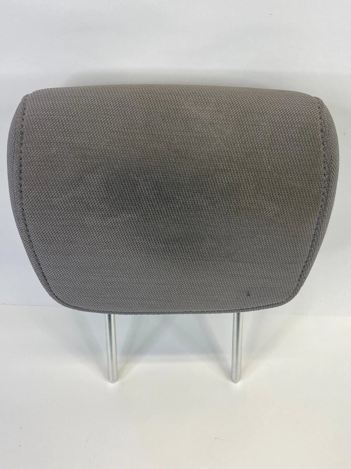 2006-2011 HYUNDAI ACCENT FRONT RIGHT PASSENGER SIDE SEAT HEADREST HEAD REST OEM