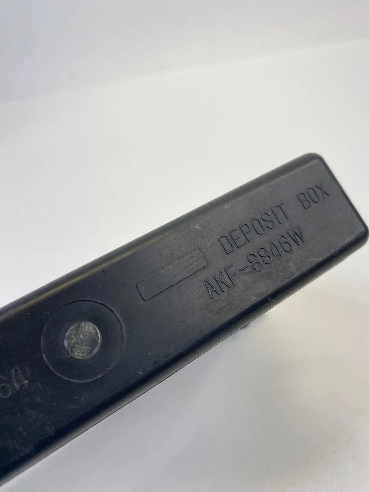 04 05 06 CHEVROLET AVEO DASH COMPARTMENT CUP HOLDER STORAGE BOX 96517264 OEM