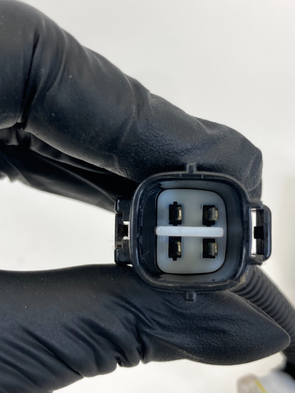 2008 2009 2010 Toyota Highlander Front Seat Belt Buckle Assembly