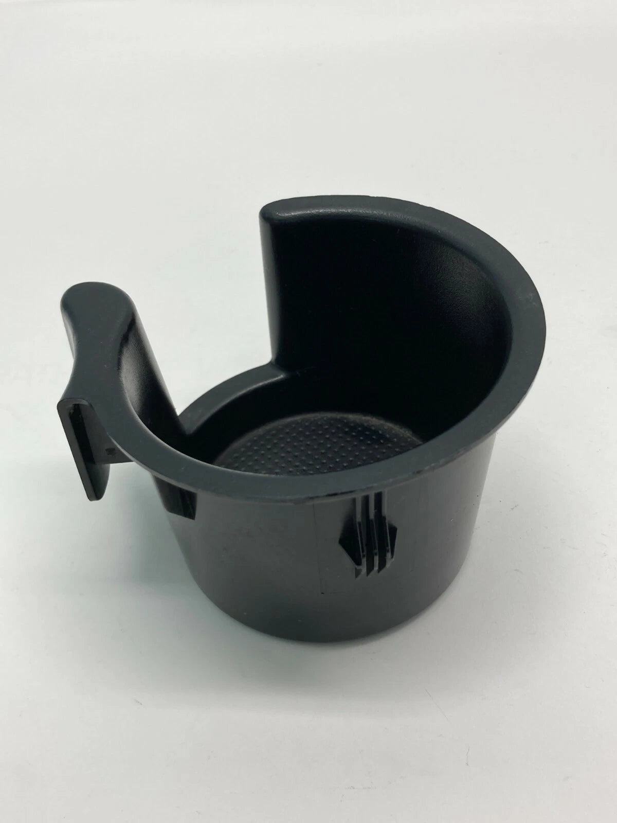 07 08 09 10 11 12 NISSAN ALTIMA FRONT CENTER CONSOLE CUP HOLDER INSERT M-20208