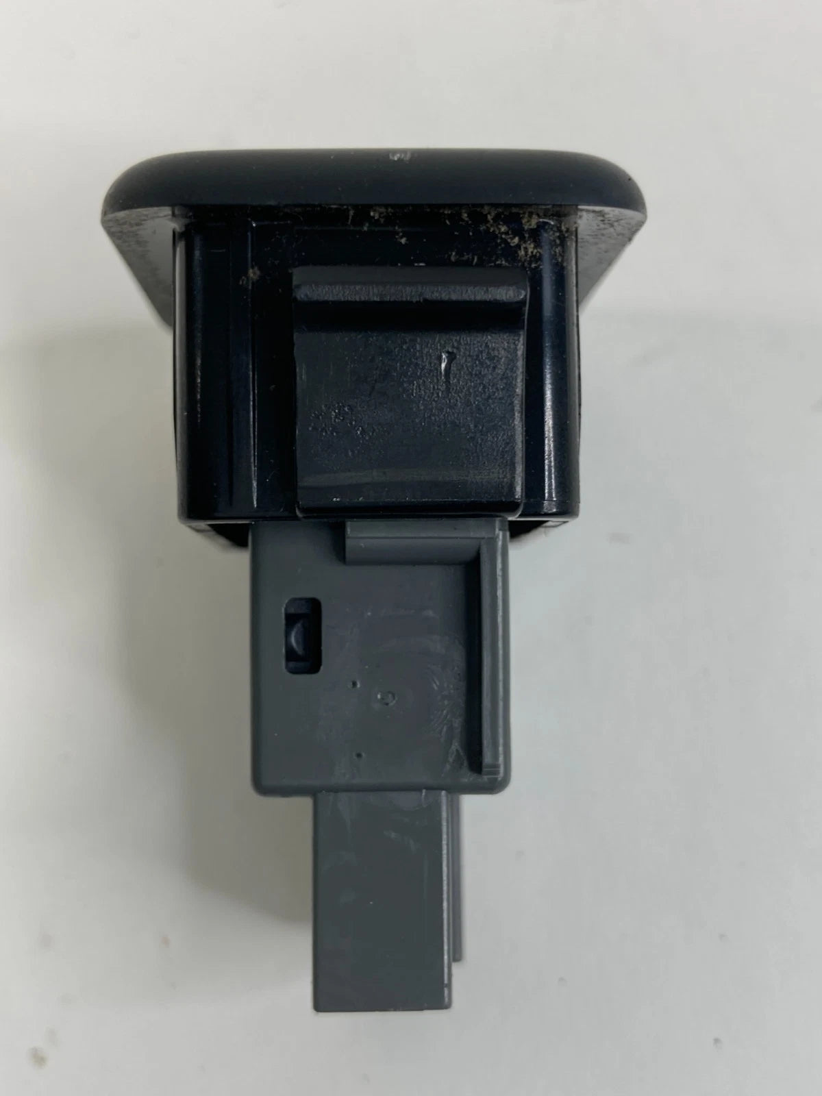 03-11 SAAB 9-3 SEDAN TRUNK LID OPENER RELEASE LOCK CONTROL SWITCH OEM 12805287