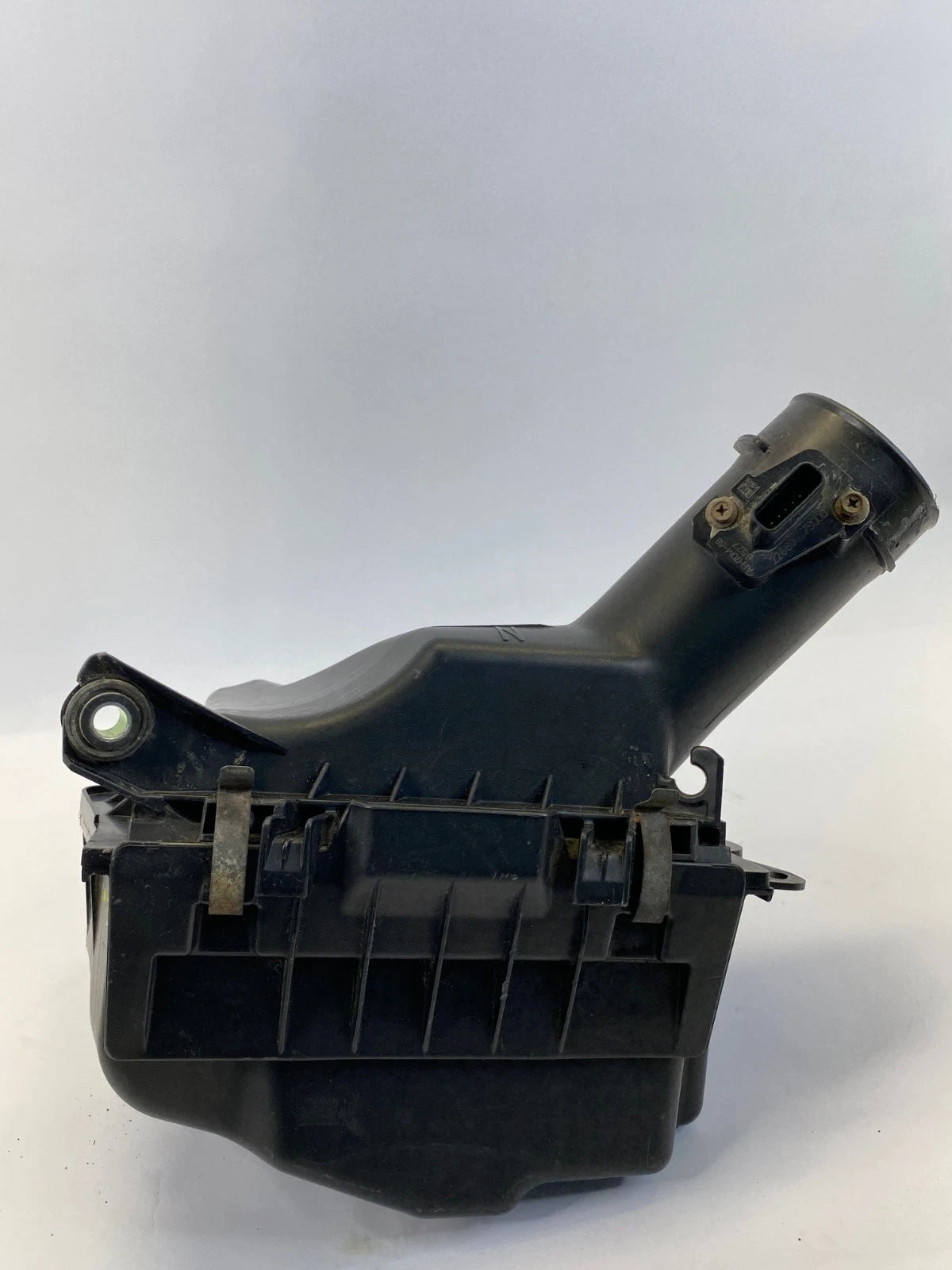 2007 2008 INFINITI G35 SEDAN RIGHT AIR CLEANER FILTER HOUSING BOX OEM JK20A