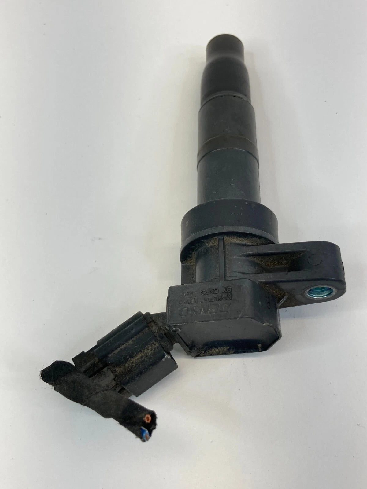 2008-2014 HYUNDAI SONATA 2.4L ENGINE IGNITION COIL IGNITER DENSO 27300-3F100 OEM