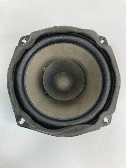 2006-2011 CADILLAC DTS REAR RIGHT PASSENGER SIDE DOOR SPEAKER AUDIO ASSEMBLY OEM