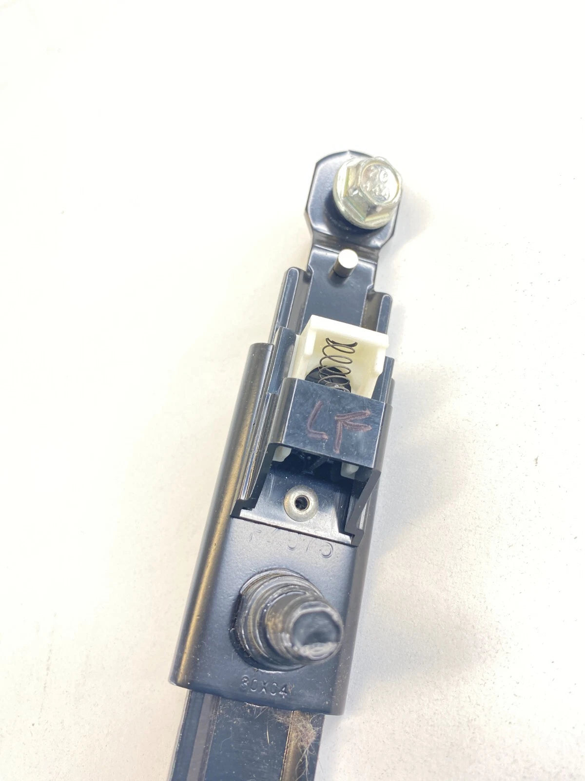 10-12 HYUNDAI SANTA FE FRONT LEFT DRIVER SIDE SEAT BELT HEIGHT ADJUSTER OEM