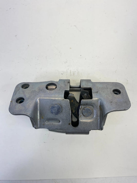 08-16 CHRYSLER TOWN & COUNTRY REAR RIGHT SIDE SLIDING DOOR LOCK LATCH CATCH OEM