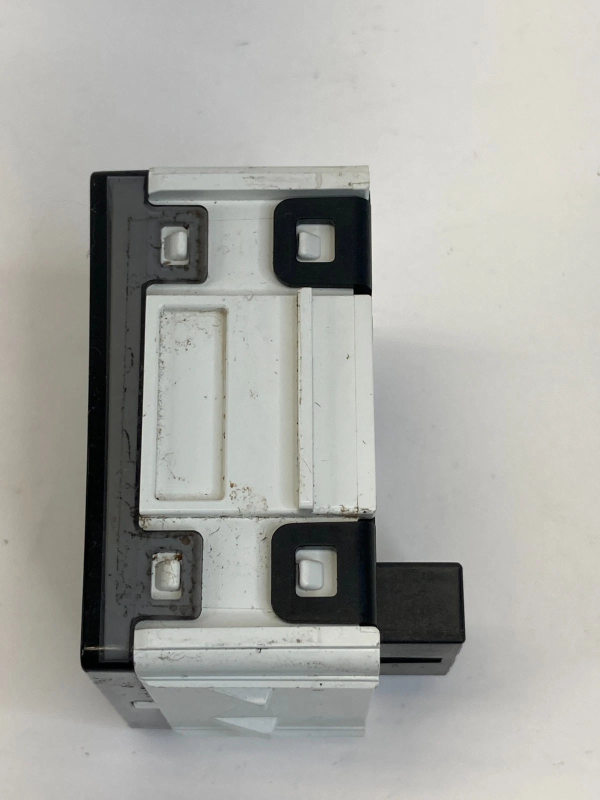 09-13 TOYOTA MATRIX PASSENGER SWITCH ON OFF SECURITY INDICATOR LIGHT OEM