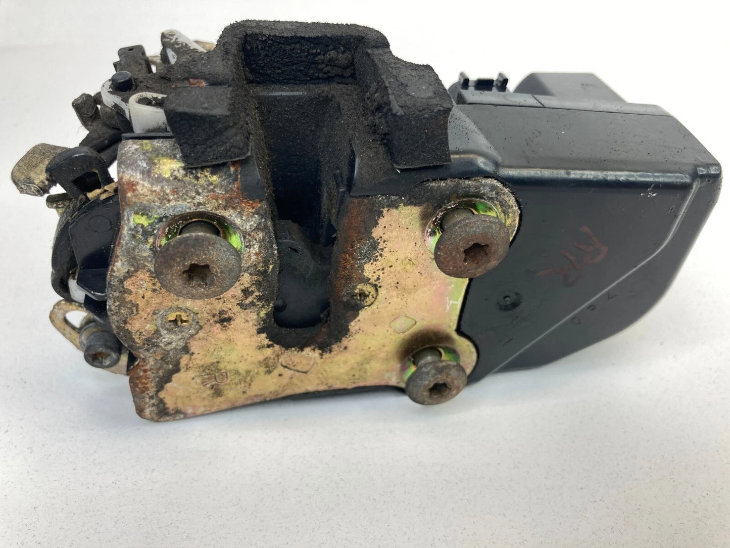 2002-2007 JEEP LIBERTY REAR RIGHT SIDE DOOR LOCK LATCH RELEASE ACTUATOR ASSY OEM