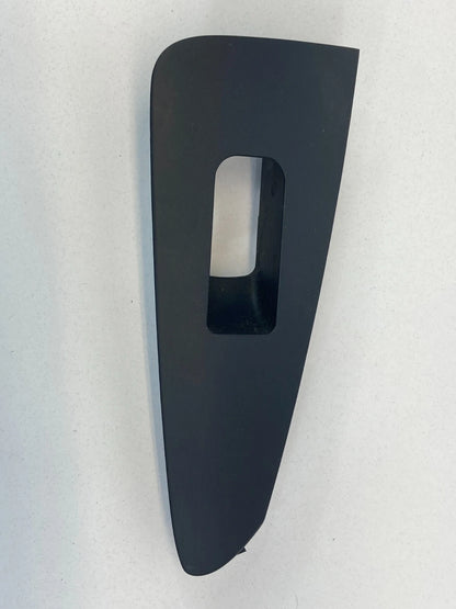 2010-2013 KIA FORTE REAR LEFT SIDE DOOR WINDOW SWITCH BEZEL COVER TRIM 201005752