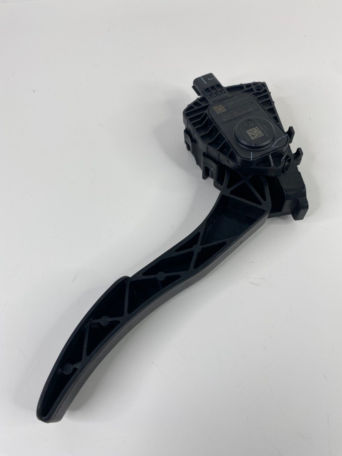 2013-2020 Ford Fusion Gas Accelerator Pedal Assembly DG9C-9F836-AD