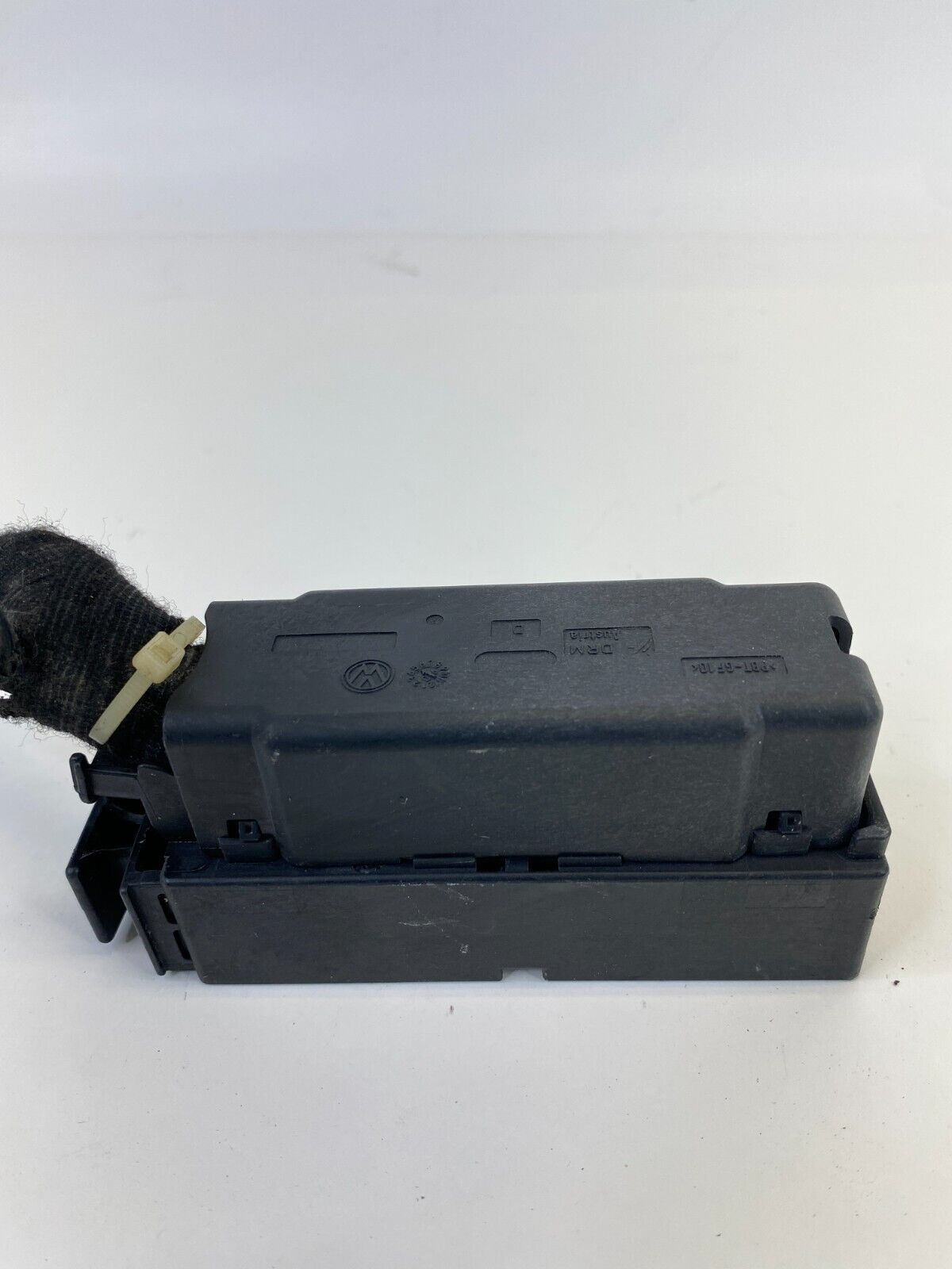 2006-2010 Volkswagen New Beetle ABS Pump Connector Plug Wire Socket OEM