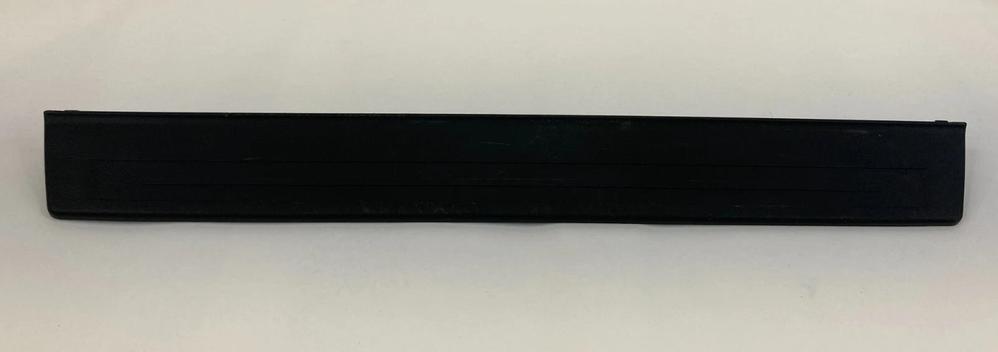 10-14 SUBARU OUTBACK LEGACY FRONT RIGHT PASSENGER DOOR SILL SCUFF PLATE COVER RH